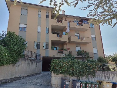 Foto Appartamento a Giano dell'Umbria di 80 m² con 4 locali in vendita