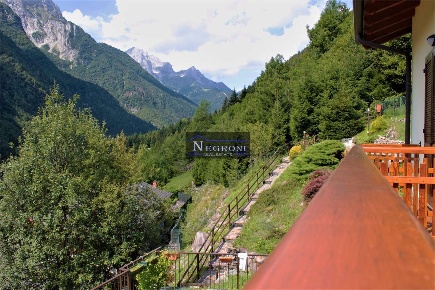 Foto Appartamento a Ardesio di 80 m² con 3 locali in vendita