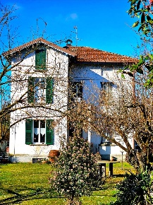 Foto Villa unifamiliare a Marchirolo in vendita