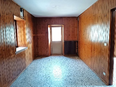 Foto Appartamento in via Aldo Chenuil, Pont-Saint-Martin in vendita