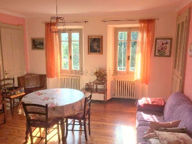 Foto Appartamento in via  San Sebastiano, Ornavasso di 120 m² con 4 locali
