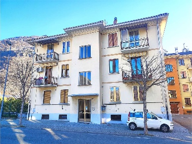 Foto Appartamento in via resisistenza, Pont-Saint-Martin in vendita