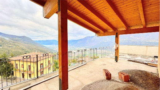 Foto Appartamento in Via Case cotti 3, Artogne di 115 m² con 3 locali