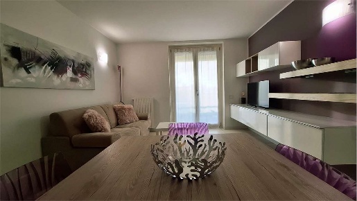 Foto Appartamento in Via Cabrini, Castione della Presolana di 72 m²