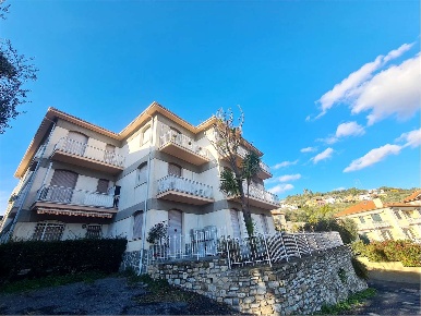 Foto Appartamento in via mazzini 11, San Bartolomeo al Mare in vendita