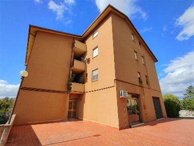 Foto Appartamento a Giano dell'Umbria di 70 m² con 4 locali in vendita