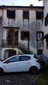 Foto Appartamento in via grande, Gallicano di 115 m² con 8 locali