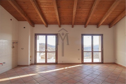 Foto Appartamento in M.R BERTOLINI, Viano di 67 m² con 3 locali in vendita