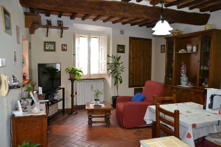 Foto Appartamento a Lucignano di 99 m² con 3 locali in vendita