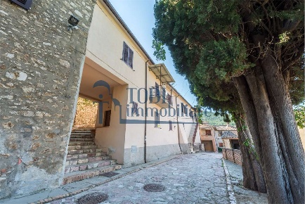 Foto Appartamento in Località Mezzanelli  30, Massa Martana di 130 m²