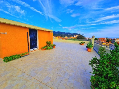 Foto Appartamento in viale giardini primo maggio, San Bartolomeo al Mare