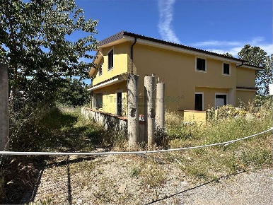 Foto Villa unifamiliare in C/da Malvitani, Marano Marchesato di 600 m²
