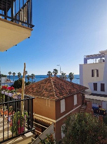 Foto Appartamento in via colombo 60, San Bartolomeo al Mare in vendita