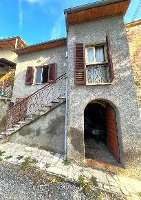 Foto Appartamento a Lucignano di 118 m² con 4 locali in vendita