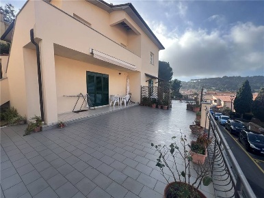 Foto Appartamento in -, Porto Azzurro di 148 m² con 6 locali in vendita
