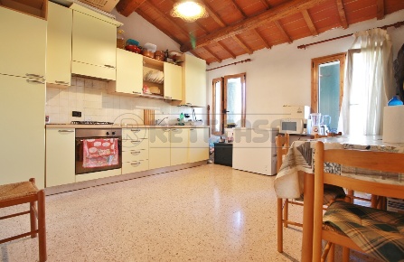Foto Appartamento in Via Canova 6, Gambellara in vendita