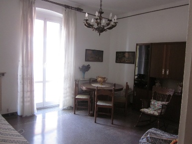 Foto Appartamento in Via Donghi 14, Genova di 65 m² in vendita
