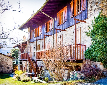 Foto Appartamento in Località Praulin 1, Saint-Pierre di 110 m² in vendita