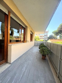 Foto Appartamento a Livorno di 200 m² con 8 locali in vendita