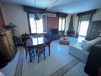 Foto Appartamento in Via Padre Lino 6, Parma di 112 m² con 3 locali