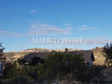 Foto Villa singola in Contrada Montetinello, Acquaviva Picena di 1000 m²