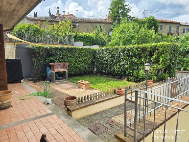 Foto Appartamento in Via Montessori, Tuoro sul Trasimeno di 105 m²