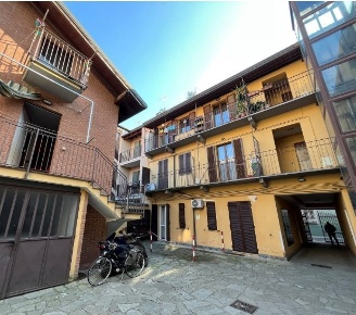 Foto Appartamento in Via Gerolamo Savonarola 72, Alessandria di 106 m²
