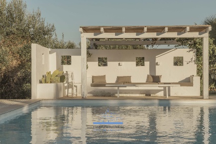 Foto Villa unifamiliare in CONTRADA SALINOLA, Ostuni di 350 m² in vendita