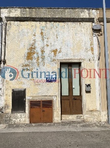 Foto Villa singola in Via Giacomo Puccini 14, Spongano di 77 m² in vendita