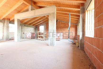 Foto Villa singola a Monticello Conte Otto di 375 m² in vendita