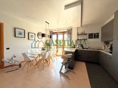 Foto Appartamento a Banchette di 90 m² con 4 locali in vendita
