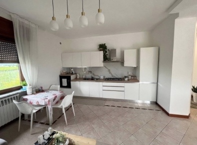 Foto Appartamento in Via Michele Ferrari, Gambellara in vendita