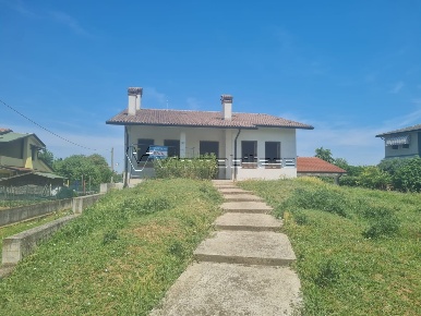 Foto Villa singola in via palazzon 22, Lozzo Atestino di 290 m² in vendita