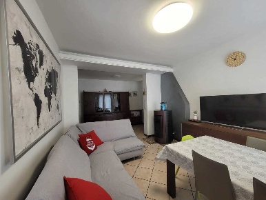 Foto Villa unifamiliare in via Piacenza, Lugagnano Val d'Arda di 200 m²