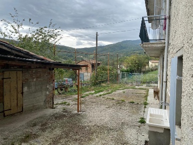 Foto Villa singola a Lugagnano Val d'Arda di 90 m² con 4 locali in vendita