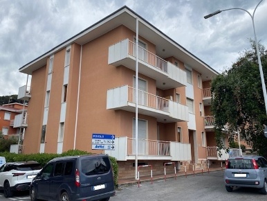 Foto Appartamento in Via Vione 4, San Bartolomeo al Mare di 43 m²