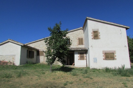 Foto Appartamento a Massa Martana di 300 m² con 15 locali in vendita