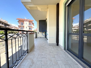 Foto Appartamento in Via Telemaco 1, Squillace di 100 m² con 3 locali