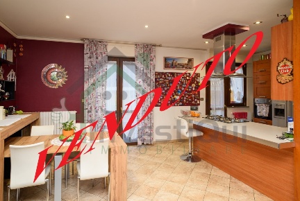 Foto Appartamento a Mathi di 110 m² con 4 locali in vendita