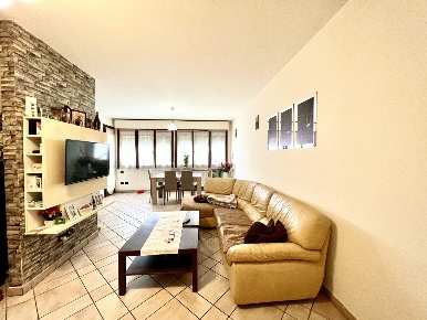 Foto Appartamento in Viale Guglielmo Marconi 163, Roncofreddo di 100 m²