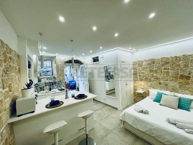 Foto Appartamento in Via Ildebrando ronco Aquila, Siracusa Ortigia di 45 m²