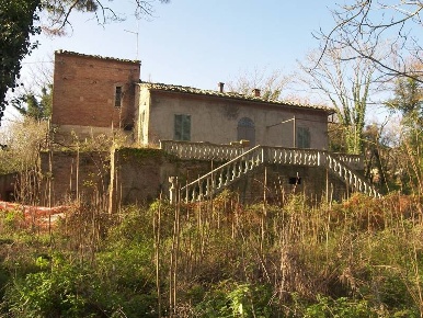 Foto Villa unifamiliare a Torrita di Siena di 300 m² con 5 locali