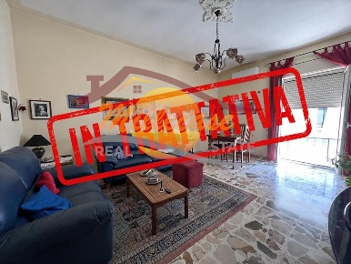 Foto Appartamento in VIA GALERMI, Siracusa di 118 m² con 4 locali