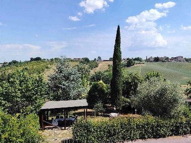 Foto Appartamento a Siena di 176 m² con 6 locali in vendita