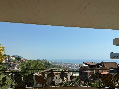 Foto Appartamento a Salerno di 110 m² con 4 locali in vendita