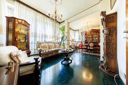 Foto Appartamento a Livorno di 97 m² con 4 locali in vendita