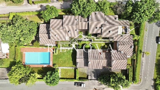 Foto Appartamento in Via Turona 4, Costermano sul Garda di 150 m²