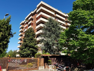 Foto Appartamento in VIA FOSSO DEL TORRINO 55, Roma di 97 m² con 4 locali