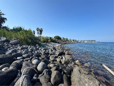 Foto Appartamento in via livorno  103, Aci Castello di 150 m² con 5 locali