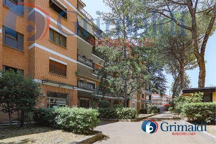 Foto Appartamento in Piazza civitella paganico  12, Roma di 158 m²